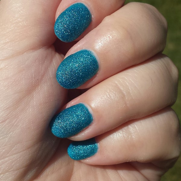 Nail polish swatch / manicure of shade Zoya Liberty