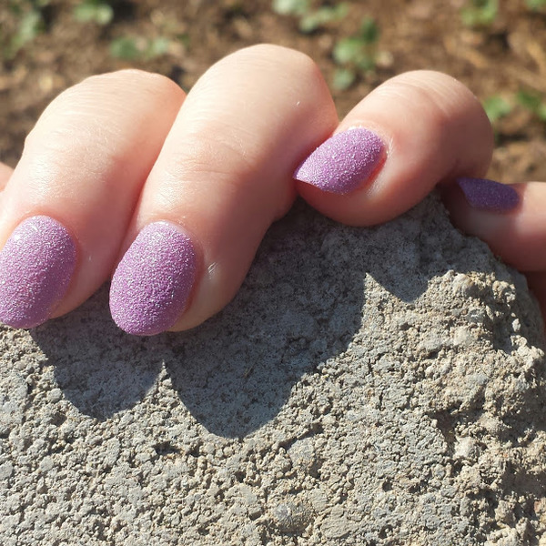 Nail polish swatch / manicure of shade Zoya Stevie