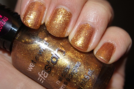 Nail polish swatch / manicure of shade wet n wild The Gold and the Beautiful