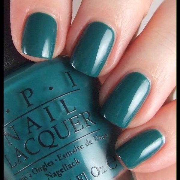 Nail polish swatch / manicure of shade OPI Amazon...Amazoff