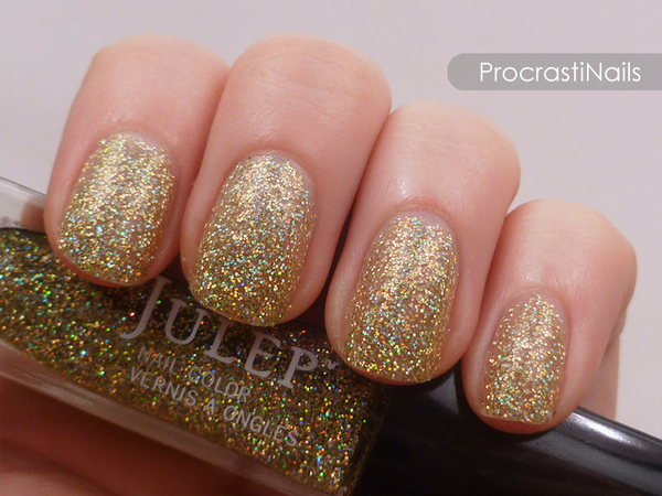 Nail polish swatch / manicure of shade Julep Shoshanna