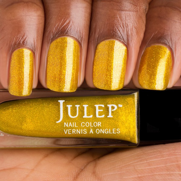 Nail polish swatch / manicure of shade Julep Dahlia
