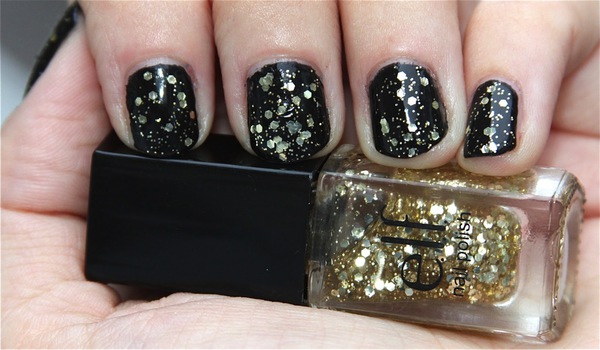 Nail polish swatch / manicure of shade E.L.F. Gold Star