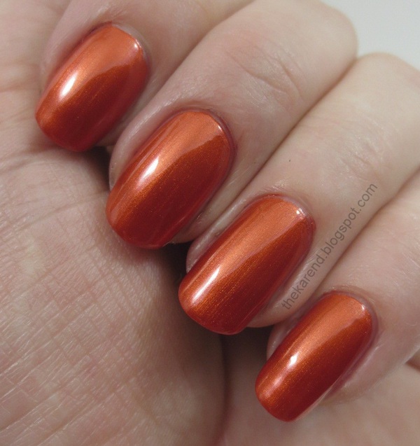 Nail polish swatch / manicure of shade Sally Hansen On Parade