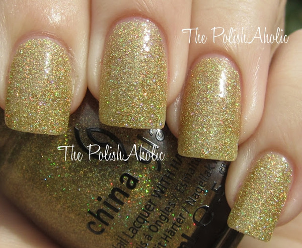 Nail polish swatch / manicure of shade China Glaze Ultamate Holiday