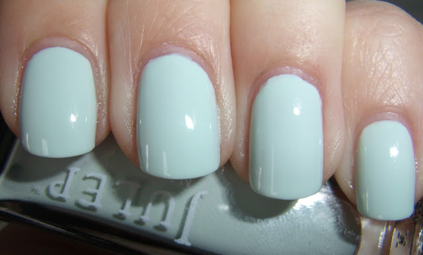 Nail polish swatch / manicure of shade Julep Susie