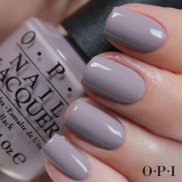 Nail polish swatch / manicure of shade OPI Taupe-less Beach
