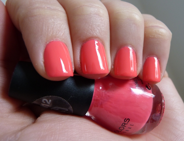 Nail polish swatch / manicure of shade Sinful Colors Rose Capri