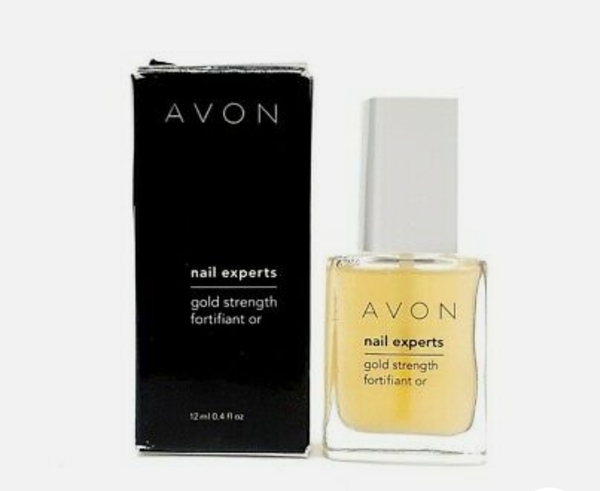 Nail polish swatch / manicure of shade Avon 24k gold strength