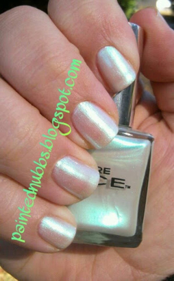 Nail polish swatch / manicure of shade Pure Ice Mint Dream