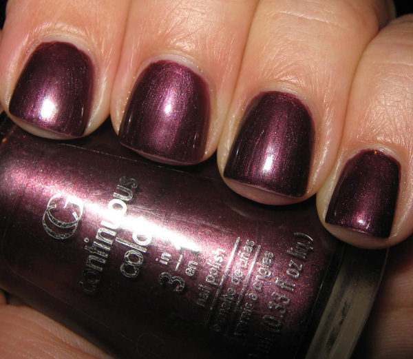 Nail polish swatch / manicure of shade CoverGirl Violet Vamp