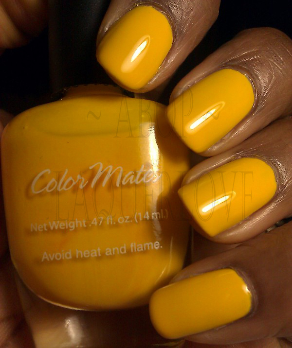 Nail polish swatch / manicure of shade Color Mates Golden Sunshine