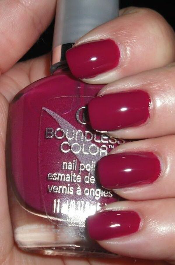 Nail polish swatch / manicure of shade CoverGirl Fuchsia Fatale