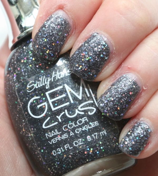 Nail polish swatch / manicure of shade Sally Hansen Glitz Gal