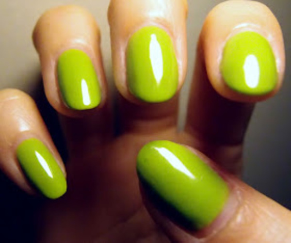 Nail polish swatch / manicure of shade Australis Acid Rain
