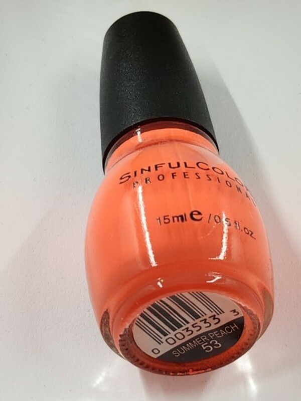 Nail polish swatch / manicure of shade Sinful Colors Summer Peach