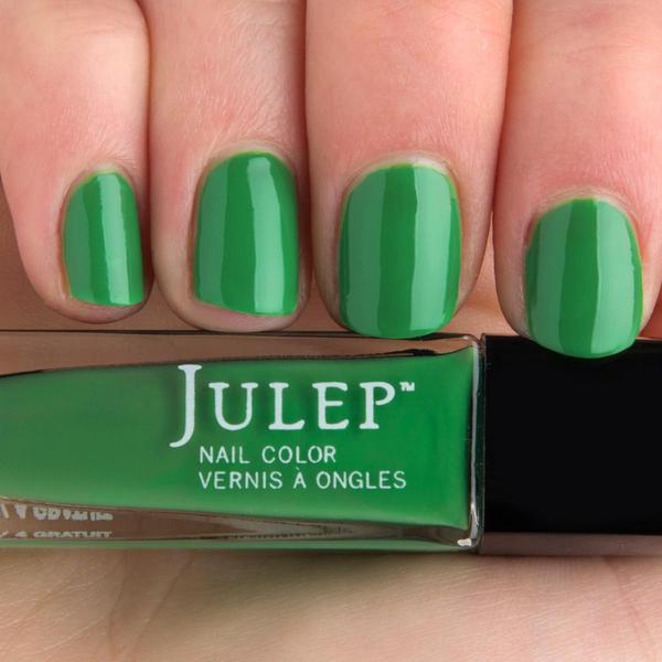 Nail polish swatch / manicure of shade Julep Payton