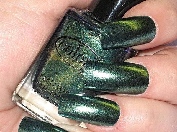 Nail polish swatch / manicure of shade Color Club Ho-Ho-Holly