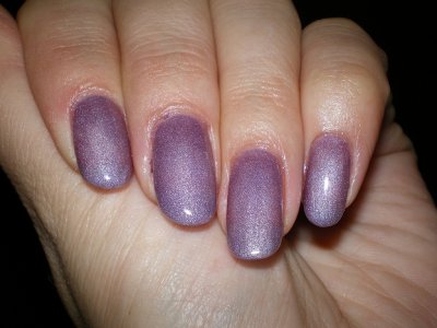 Nail polish swatch / manicure of shade ibd Amethyst Surprise