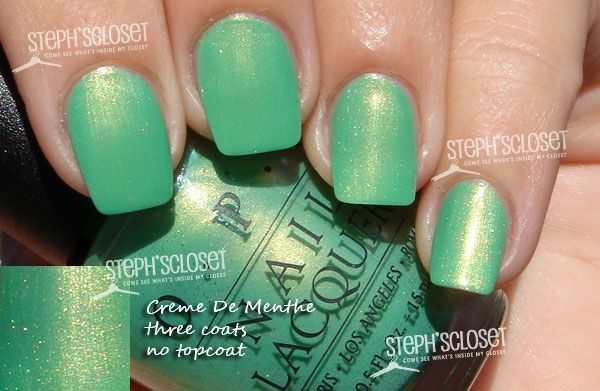 Nail polish swatch / manicure of shade OPI Creme de Menthe