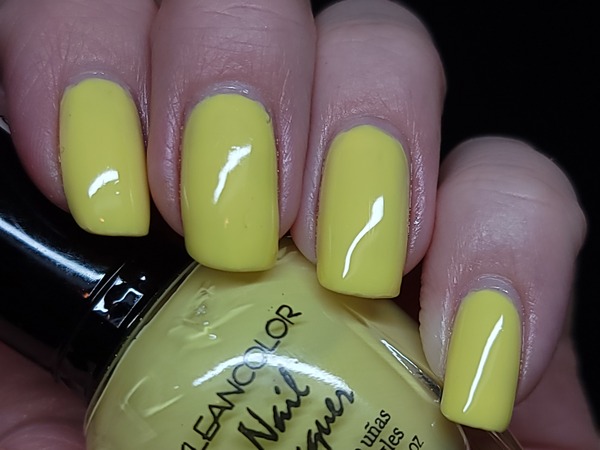 Nail polish swatch / manicure of shade Kleancolor Pastel Yellow