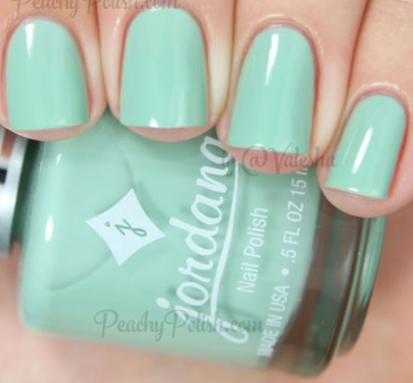 Nail polish swatch / manicure of shade Jordana Merry Mint