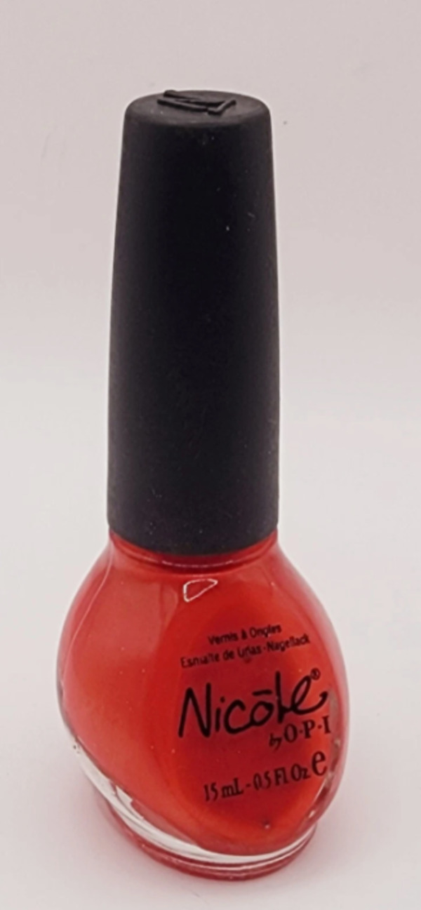 Nail polish swatch / manicure of shade Nicole by OPI The Right Thing