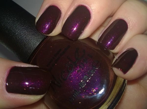Nail polish swatch / manicure of shade Nicole by OPI Show You Care
