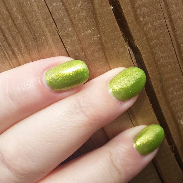 Nail polish swatch / manicure of shade Julep Tammi