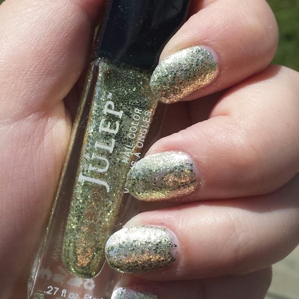 Nail polish swatch / manicure of shade Julep Tazeen