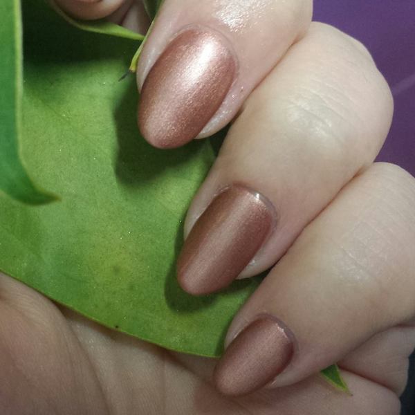 Nail polish swatch / manicure of shade Julep Rashida