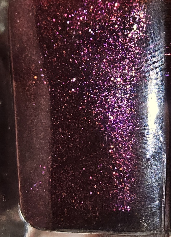 Nail polish swatch / manicure of shade Fresh Paint Nebula