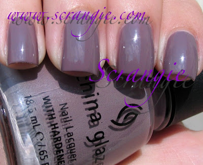 Nail polish swatch / manicure of shade China Glaze Channelesque