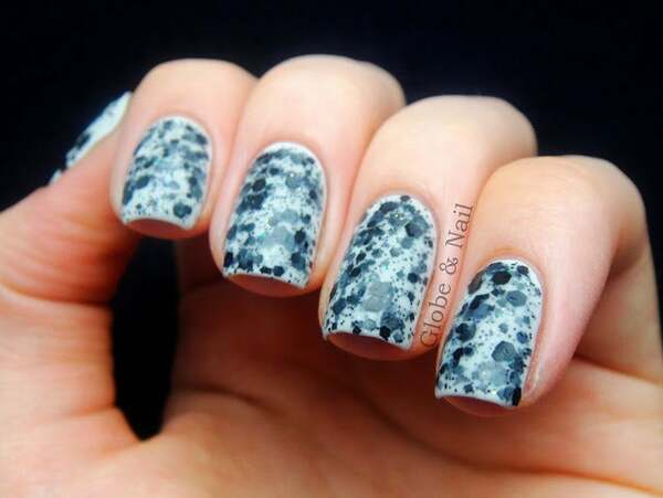 Nail polish swatch / manicure of shade Chirality Dahmer Crunch