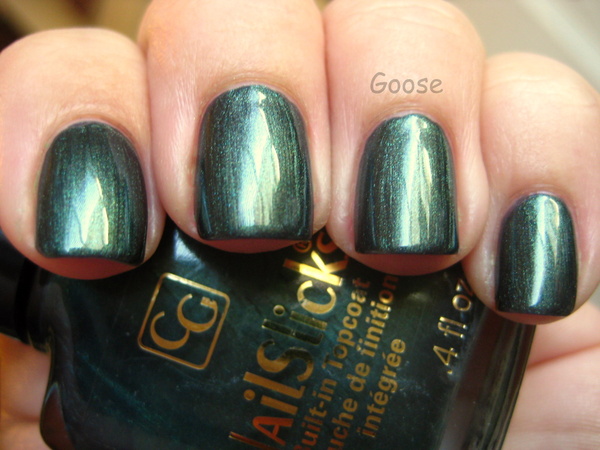 Nail polish swatch / manicure of shade CoverGirl Midnight Forest