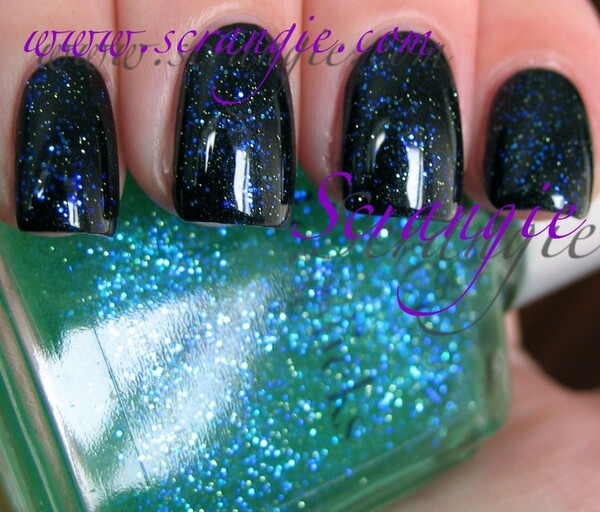 Nail polish swatch / manicure of shade CoverGirl Anti-Freeze