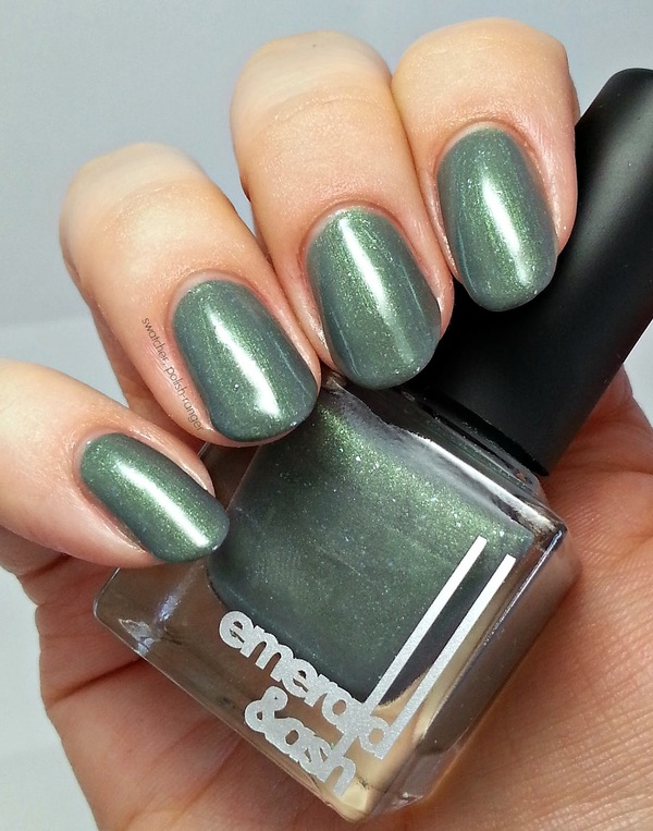 Nail polish swatch / manicure of shade Emerald and Ash Ash and Emerald