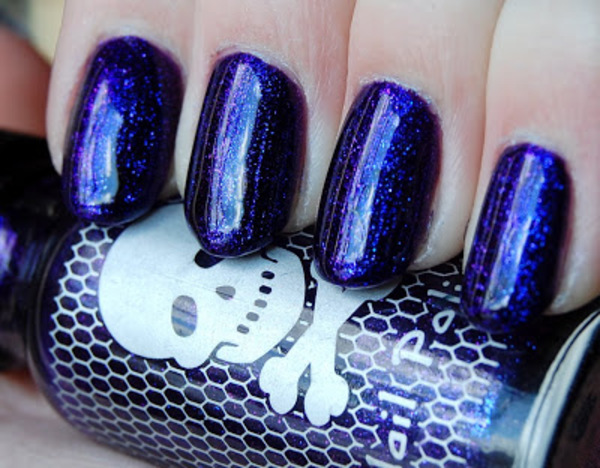 Nail polish swatch / manicure of shade Hot Topic Iridescent Purple