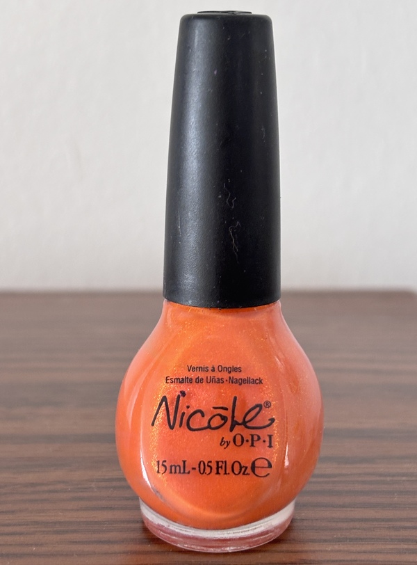 Nail polish swatch / manicure of shade Nicole by OPI Fresh Squeezed