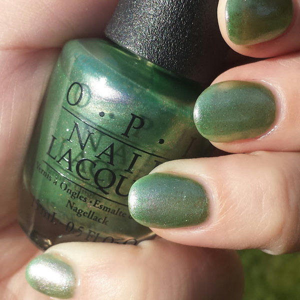 Nail polish swatch / manicure of shade OPI Visions of Georgia Green