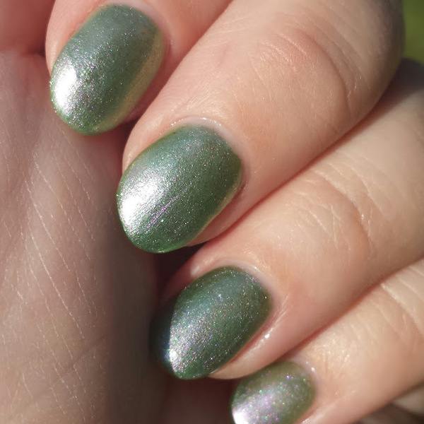 Nail polish swatch / manicure of shade OPI Visions of Georgia Green