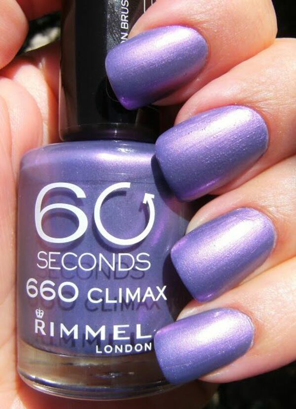Nail polish swatch / manicure of shade Rimmel Climax