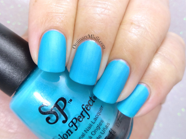 Nail polish swatch / manicure of shade Salon Perfect Bermuda Baby