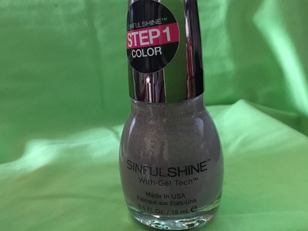 Nail polish swatch / manicure of shade Sinful Colors Prosecco