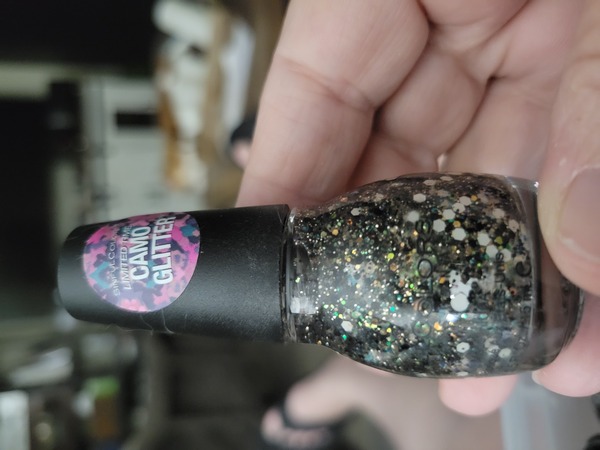 Nail polish swatch / manicure of shade Sinful Colors Undercover