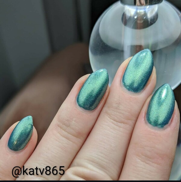 Nail polish swatch / manicure of shade Urban Decay Cult