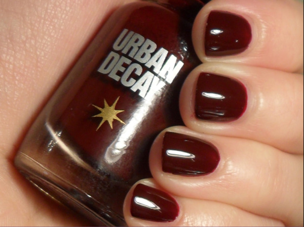 Nail polish swatch / manicure of shade Urban Decay Brick House