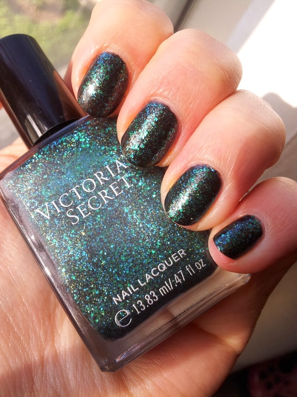 Nail polish swatch / manicure of shade Victoria's Secret Envied
