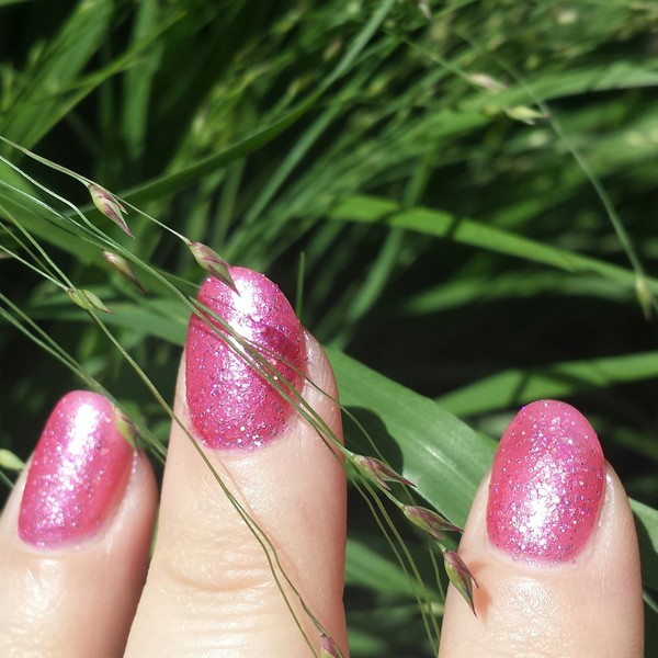 Nail polish swatch / manicure of shade OPI DS Tourmaline