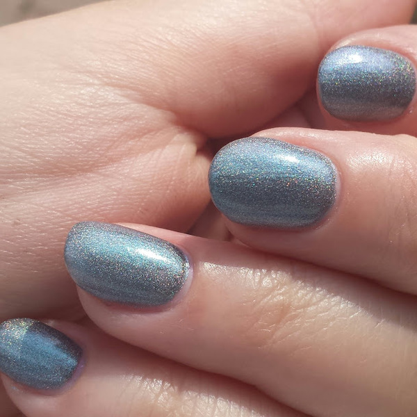 Nail polish swatch / manicure of shade A England Captive Goddess